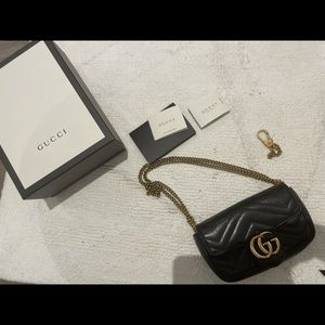 Gucci gg marmont mini in black